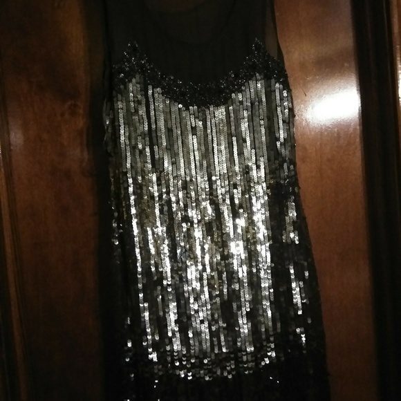 Tunic - Picture 3 of 3